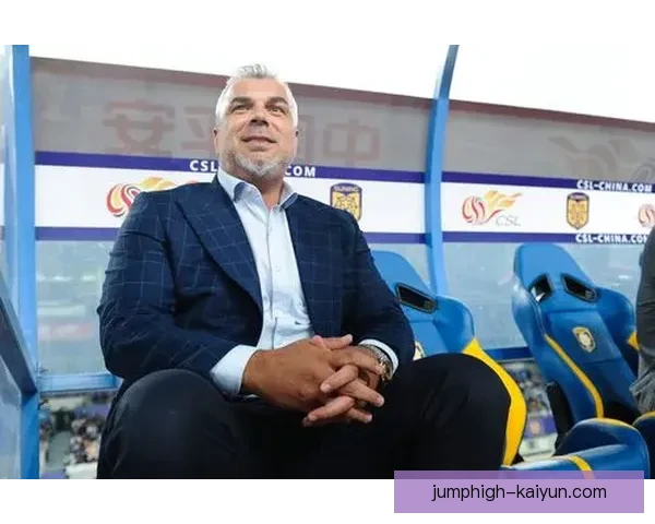 沙尔克主帅风格逐渐显现，球队竞争力增强值得关注